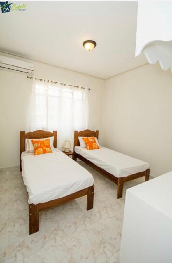 Beach Nest Apt. 2 Bridgetown Buitenkant foto